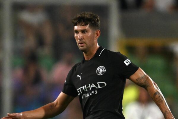 Manchester City e “bën dalje” mbrojtësin anglez, Bayerni gati ta marrë falas