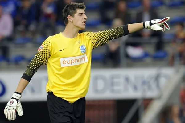 Thibaut Courtois investon në klubin francez Le Mans FC