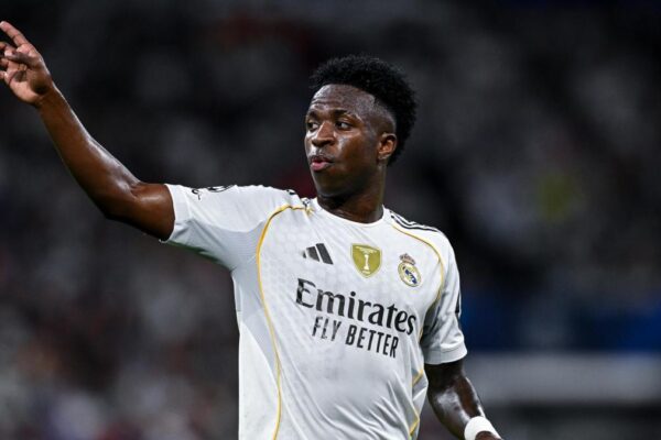 Vinicius Junior zbulon bashkëlojtarin që i ka bërë më shumë përshytpje te Real Madrid: E kuptuam njëri-tjetrin vetëm me një shikim