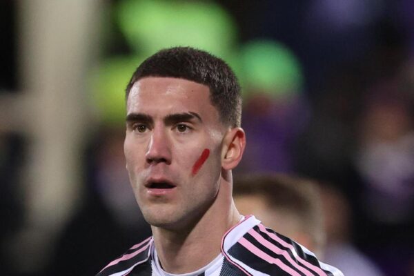 Vlahović drejt Barcelonës? Zbulimi i përgatitësit fizik të Serbisë trondit Juventusin