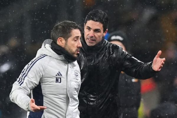 Arsenal humb sigurinë, City shpreson ende, ja pesë takimet e radhës ku do të vendoset titulli në Premier