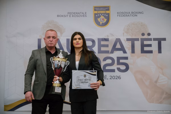 Donjeta Sadiku dhe Shpëtim Bajoku shpallen boksierët e vitit 2025