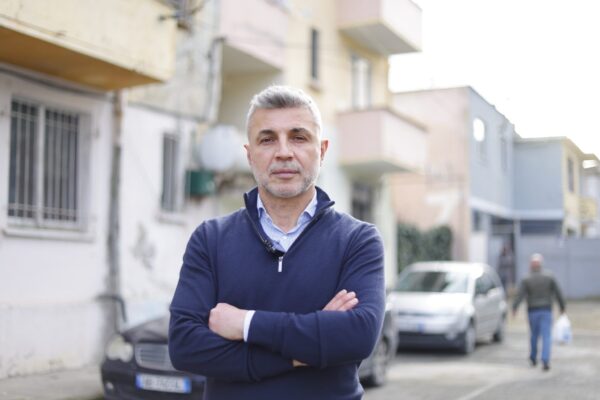 Legjendat Flasin/ Nga rrugët e lagjes te stadiumet europiane: Alban Bushi në një rrëfim pa filtra