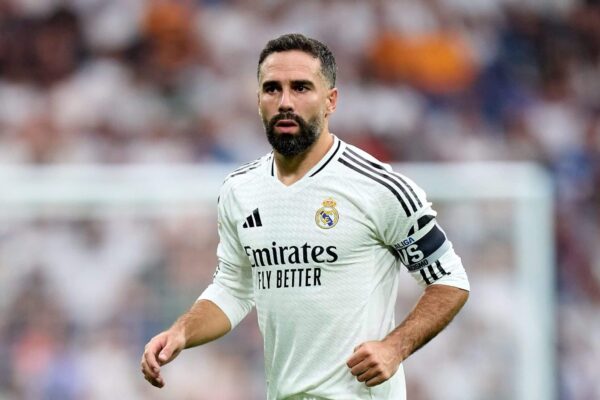 Nuk ka më lojtarë “flamur”, Carvajal i spostuar te Real Madrid nga trajneri Arbeloa
