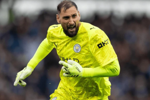 Ish-portieri legjendar kritikon Donnarummën: Feston tepër për pritje të thjeshta