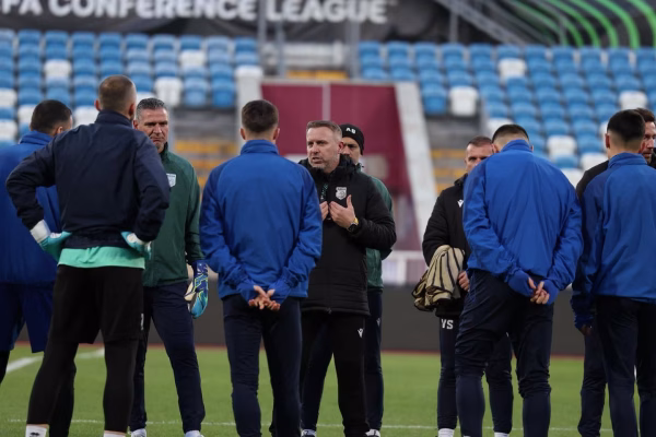 “Fadil Vokrri” hap dyert sonte për Dritën evropiane