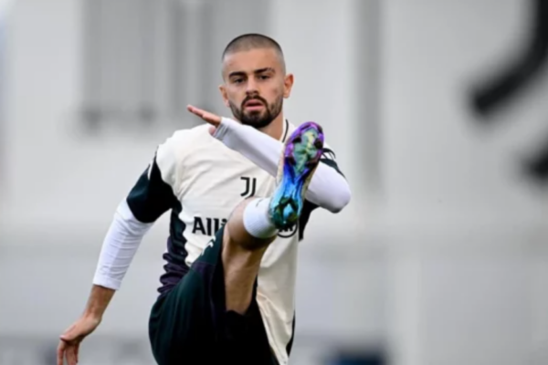‘Bombë nga Spanj’ – Everton tenton ta marrë Zhegrovën, por Juventusi refuzon ofertën