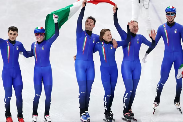 Milano Cortina në RTSH/ Italia fiton medaljen e artë në stafetën e përzier