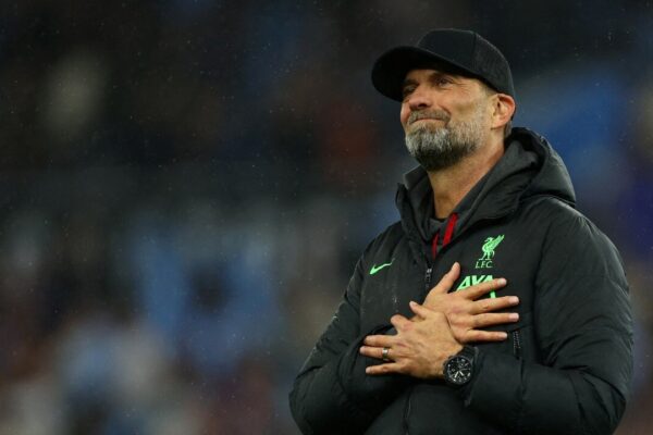 Prapaskenat, Klopp refuzoi ofertat e dy gjigantëve anglezë pas largimit nga Liverpool