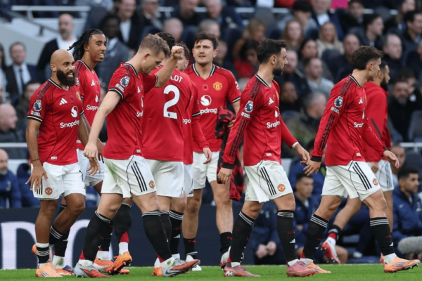 Man Utd refuzon ofertat e klubeve të Serie A për yllin e tyre