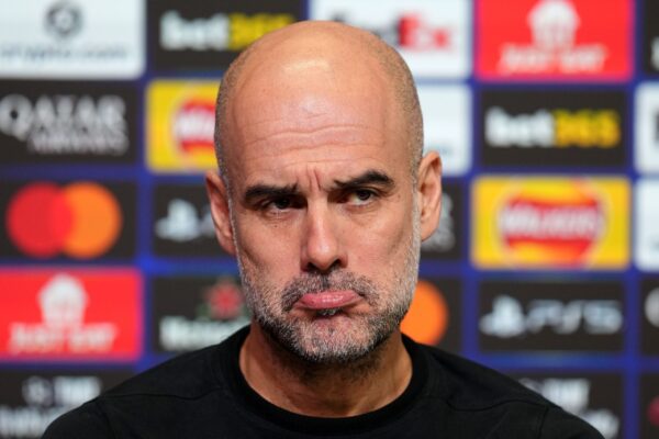 Guardiola ironizon merkaton e City: Jemi të 7-ët, dua të jem i pari dhe këtu!