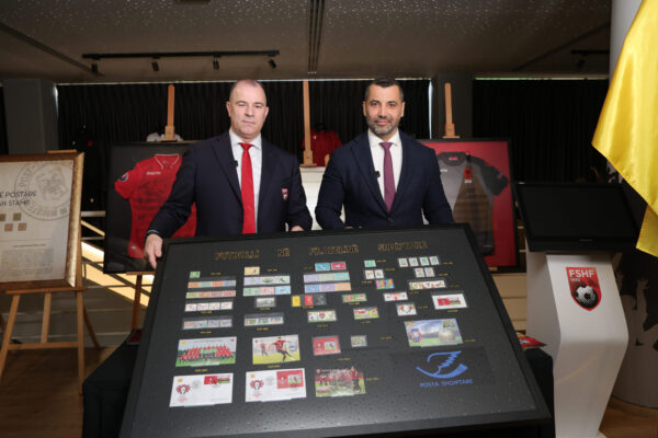 FSHF dhe Posta Shqiptare promovojnë pullat “Shqipëria në Euro” dhe “Kampionati Europian i Futbollit”
