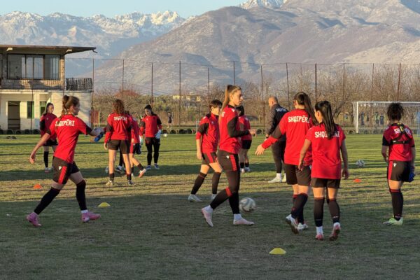 Botërori 2027 për vajza/ Bajraktari dhe Hilaj flasin për objektivat dhe atmosferën në skuadër