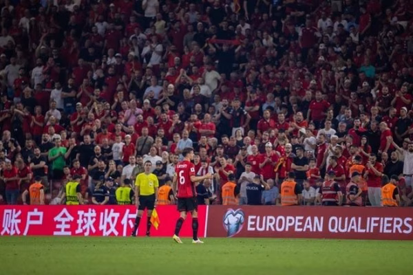 Rrezik përplasje mes huliganësh dhe pijet alkoolike, Polonia njofton planin e masave për tifozët shqiptarë në Varshavë