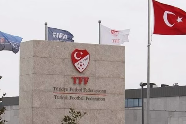 Federata turke me njoftim për tifozët, përmend himnet