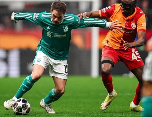 Galatasaray fiton ndaj Liverpoolit në ndeshjen e parë të 1/8 së finales së Ligës së Kampionëve