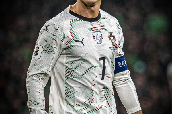 Probleme të reja për Cristiano Ronaldon-Përplasje mes Al Nassr dhe Federatës Portugeze