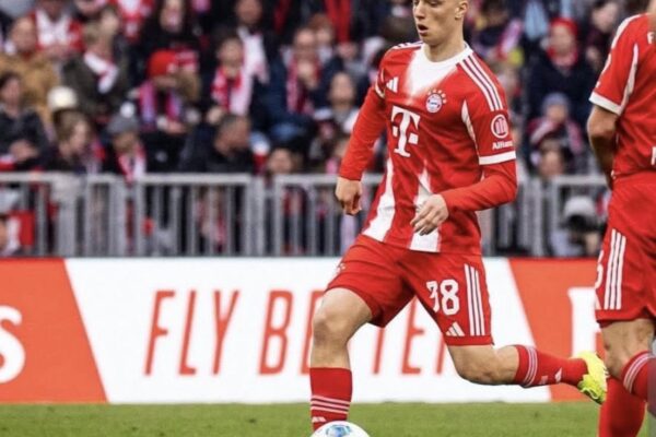 Fantastike:Erblin Osmani debuton në Bundesliga si 16-vjeçar për Bayern Munich kundër Union Berlin