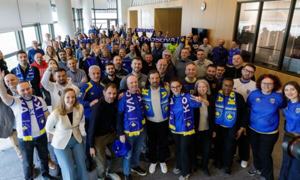 Legjenda e futbollit amerikan nga Prishtina: Po duket sikur një finale e Botërorit