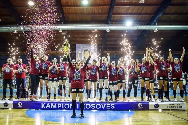 Kampionia e Kosovës në hendboll rrezikon shuarjen