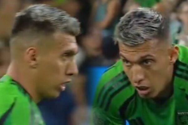 “Të q*fsha motrën!” DALIN PAMJET e Myrto Uzunit, momenti kur sulmuesi i Kombëtares “shpërthen” ndaj portierit (Video)