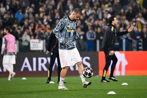 ​Probleme për Zhegrovën, në pikëpyetje për Juventusin dhe Kosovën