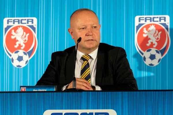 Skandal i madh në futbollin çek, FACR nën hetim për manipulime ndeshjesh