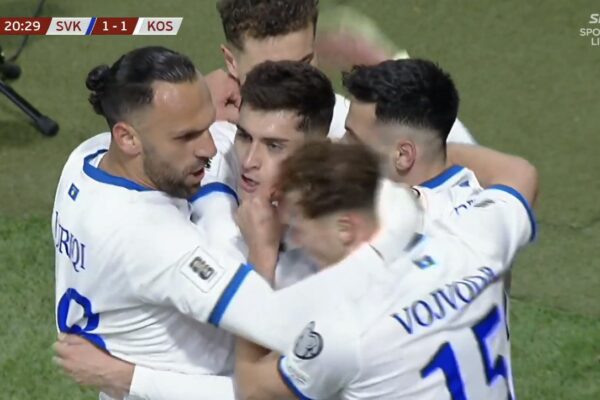 LIVE’! GOOOOOOOOL KOSOVA! Hoxha barazon për Dardanët. Shqipëria humb Ajetin (video)