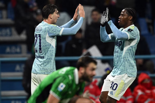 Gjashtë lojtarë të Sassuolos izolohen para ndeshjes me Juventusin, shkaku i një virusi