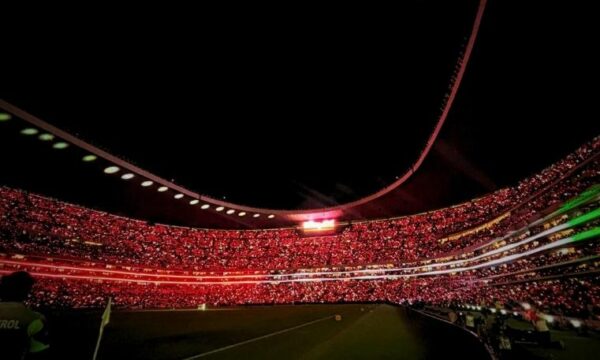 Tragjedi në stadiumin ku do të luhen ndeshjet e Botërorit, ndërron jetë tifozi