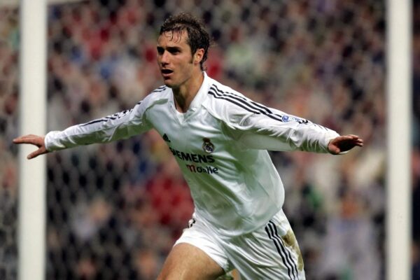 Iván Helguera kritikon Real Madridin e tij dhe lavdëron “armiken” e madhe, Barcelona