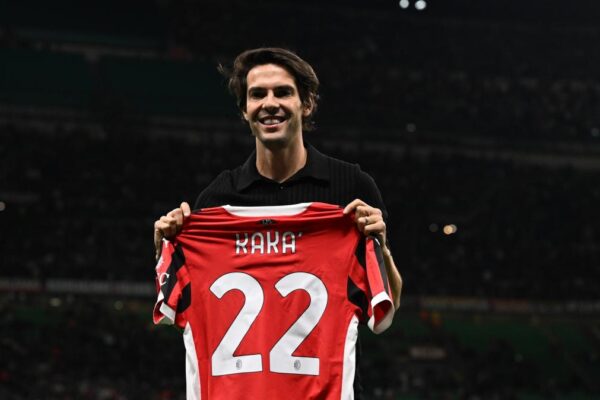  “Nga Berlusconi te Galliani, mjeshtra të mëdhenj jete. Milani do të mbetet gjithmonë i veçantë”