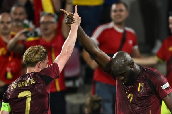 De Bruyne për çështjen “Lukaku”: Nuk i di detajet, por në Napoli gjithçka amplifikohet