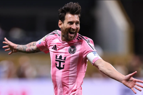 Messi e kalon Pelen për gola nga faulli, tash e synon primatin absolut