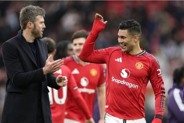 Manchester United do një mbrojtës krahut, ka tre emra në listë