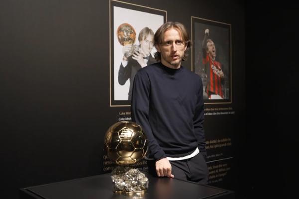 “Topi i Artë” i Modric vendoset në “Casa Milan”: Ky gjest është për tifozët kuqezinj