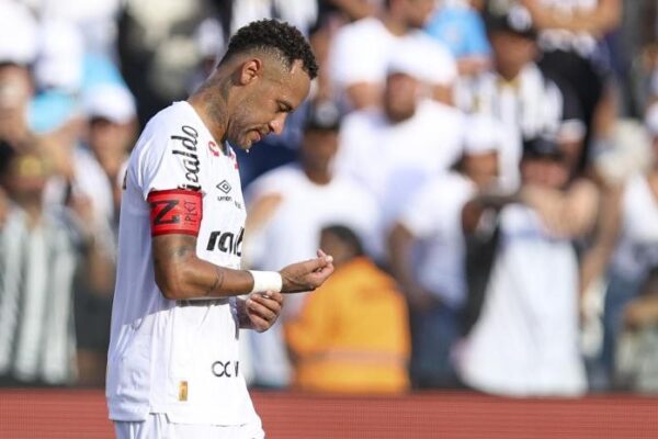 Neymar, i zhgënjyer nga vetja: Jam apo jo i grumbulluar, gjithmonë do ta mbështes Brazilin