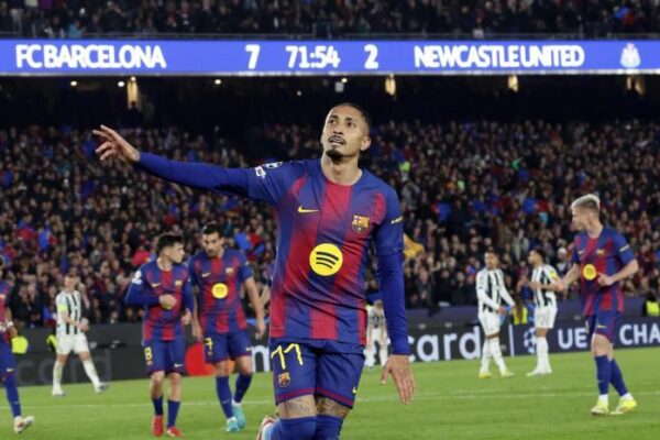 Raphinha, MVP i ndeshjes: Me tifozët kështu, është e vështirë të na mundin në shtëpi