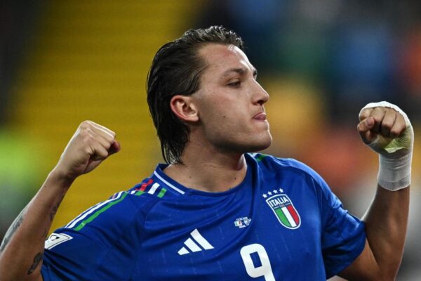 Tare takohet me agjentin e Retegui, Milan vë në shënjestër sulmuesin e kombëtares italiane