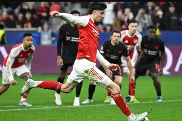 Arsenal shpëton në fund falë një penalltie, kualifikimi do të vendoset në “Emirates” (video)