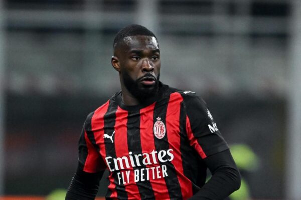 Tomori “skanon” bashkëlojtarët: Leao s’e dinte sa i fortë ishte, njerëzit e nënvlerësojnë Pulisic