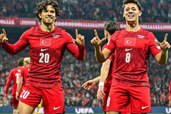 Play-off Botërori 2026/ Kadioglu eliminon Rumaninë, Turqia pret në finale fituesen e Sllovaki-Kosovë