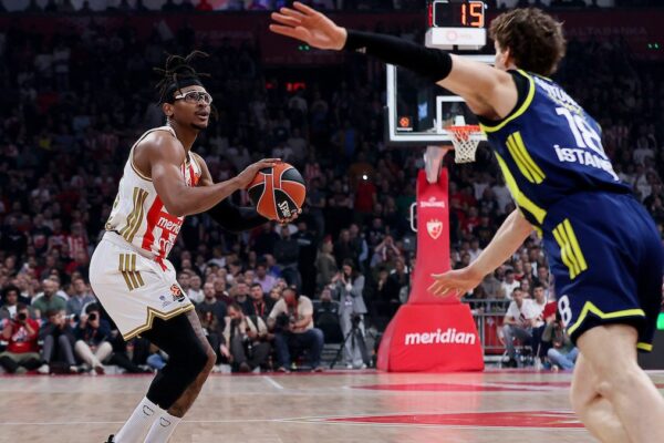 Euroliga në RTSH: Fenerbahçe ndalet në Beograd