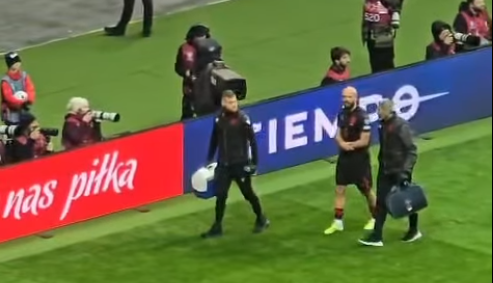 Shqipëria mbetet pa Arlind Ajetin – mbrojtësi lëndohet dhe detyrohet të largohet nga ndeshja