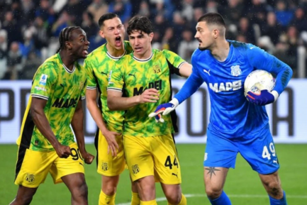 Aro Muric pasi u shpall “Lojtari i ndeshjes”: E dija që do ta mbroja penalltinë, goditja e Milik ishte më e vështirë