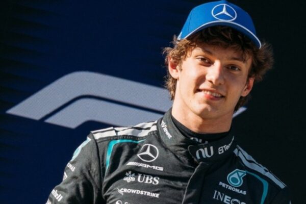 Andrea Antonelli në Pole Position në çmimin e madh të kinës dhe thyen rekordin e Vettel