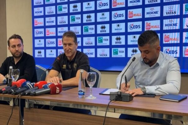 Përzgjedhësi Franco Foda optimist për ndeshjen kundër Sllovakisë