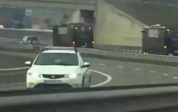 Kombëtarja e Turqisë arrin në Kosovë