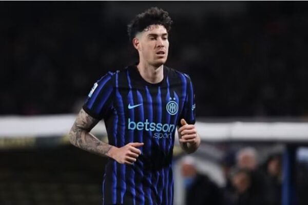 Bastoni vërshëllehet nga tifozët edhe në Como, Fabregas i del në mbrojtje