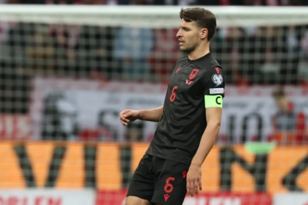 Berat Gjimshiti pas ndeshjes me Poloninë: Të paktën të na bëjë krenar Kosova